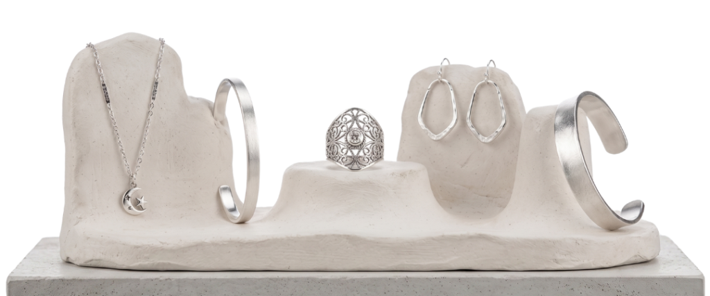 Gold plated and rose gold plated silver jewelry finish comparison for private label brands